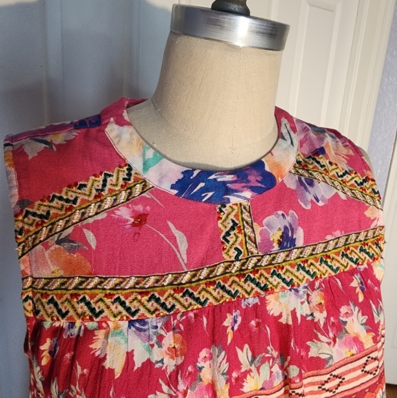 Vineet Bahl Blouse - Picture 6 of 10